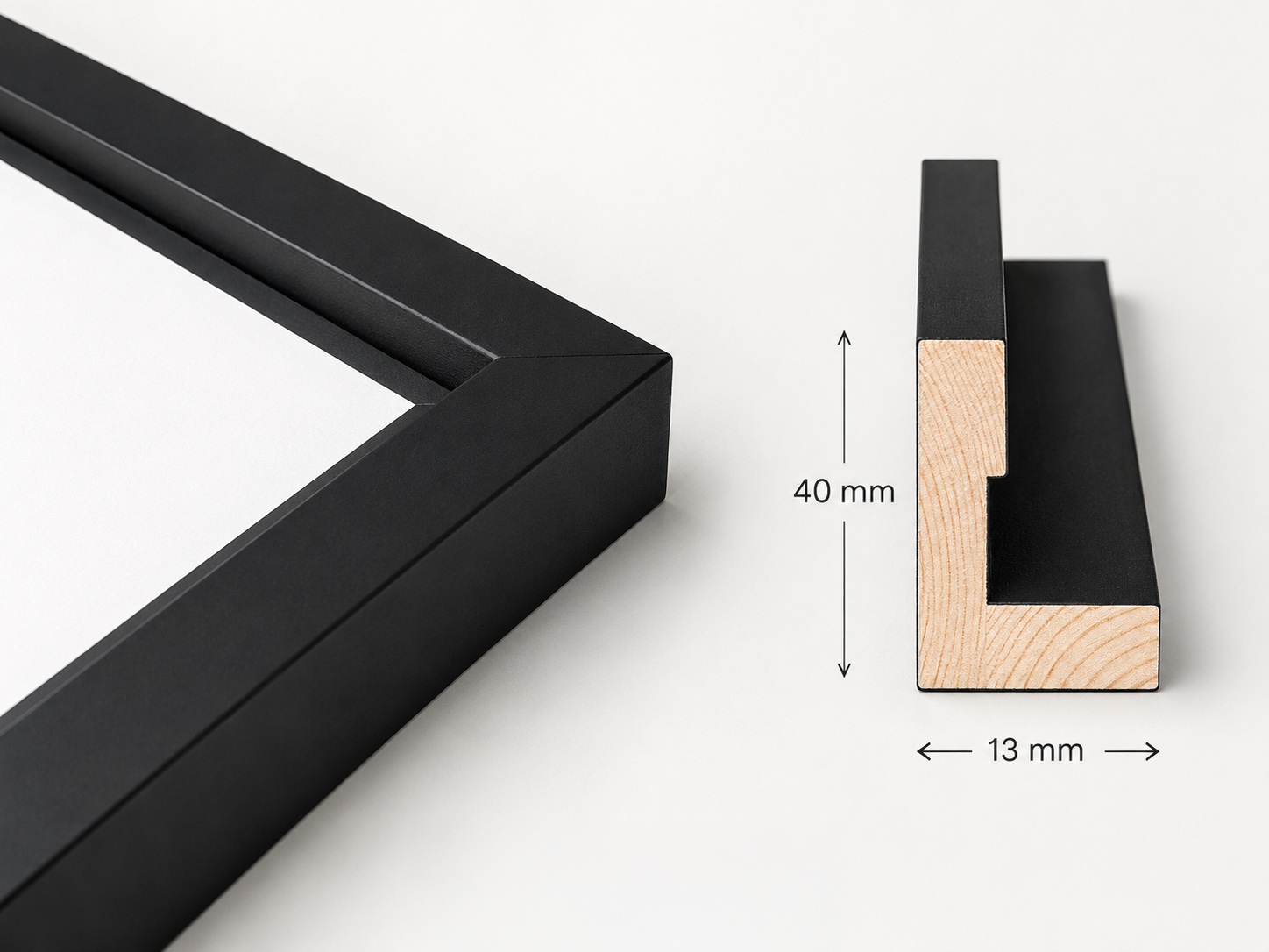 Schattenfugenrahmen in matt Schwarz, Ecke und Profilschnitt mit 40 mm Höhe und 13 mm Breite